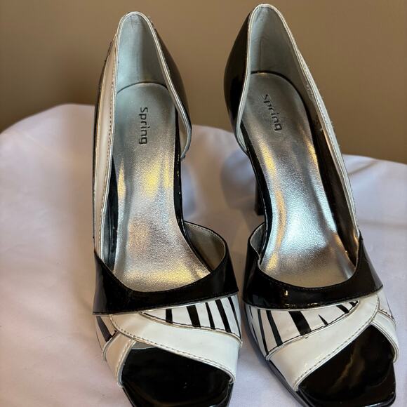 Spring Black and White Heels Open Toe Size 7.5 - Picture 2 of 7
